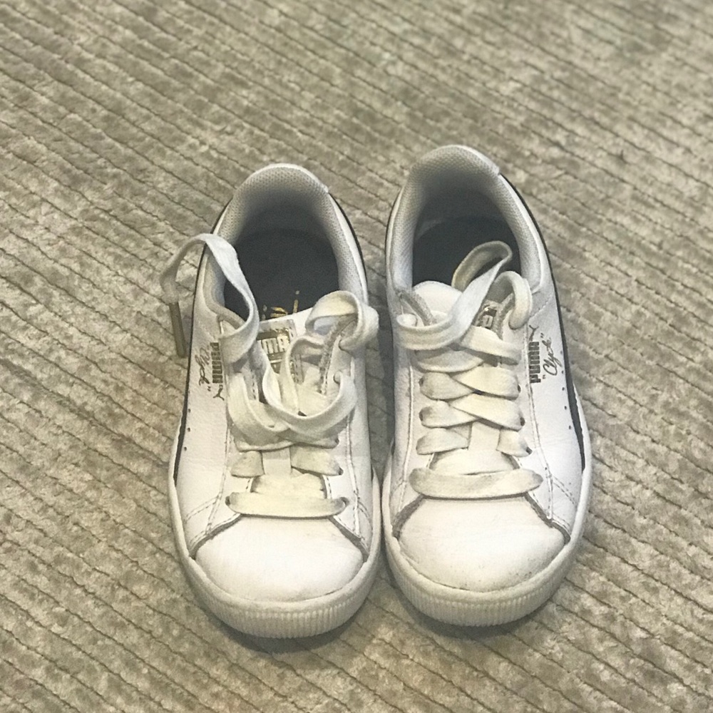 Boys’ White/Navy Puma Clyde Sneakers